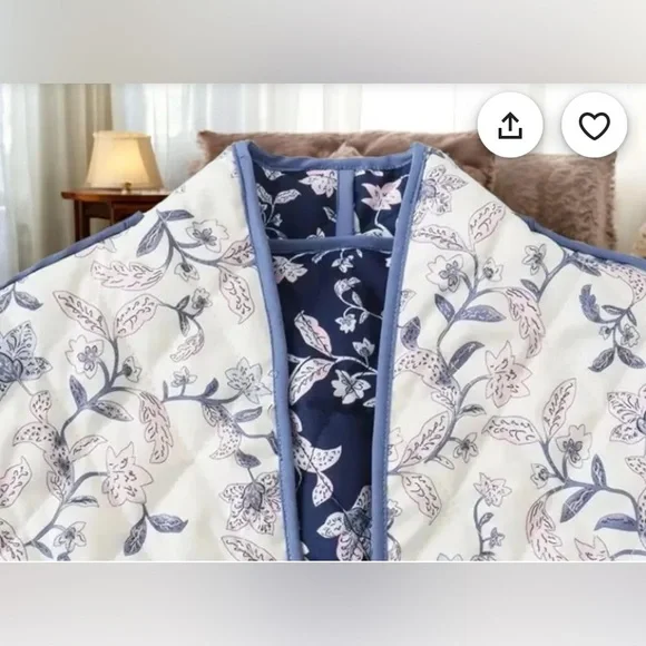 Floral Reversible Quilted Cotton Jacket: Oversized Boho Bomber - Picture 5 of 9